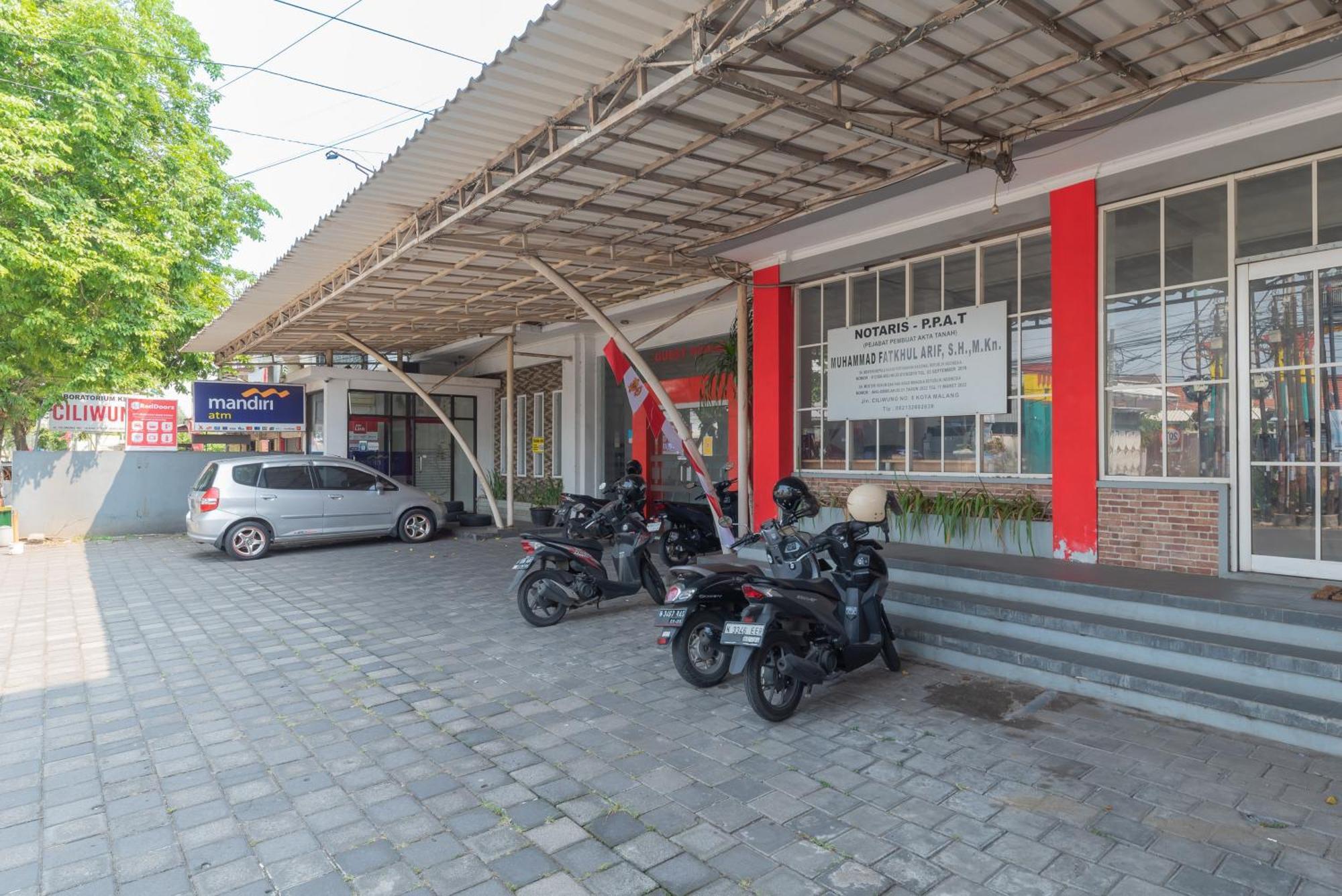 OYO 1362 Ciliwung Family Residence Malang Exterior foto